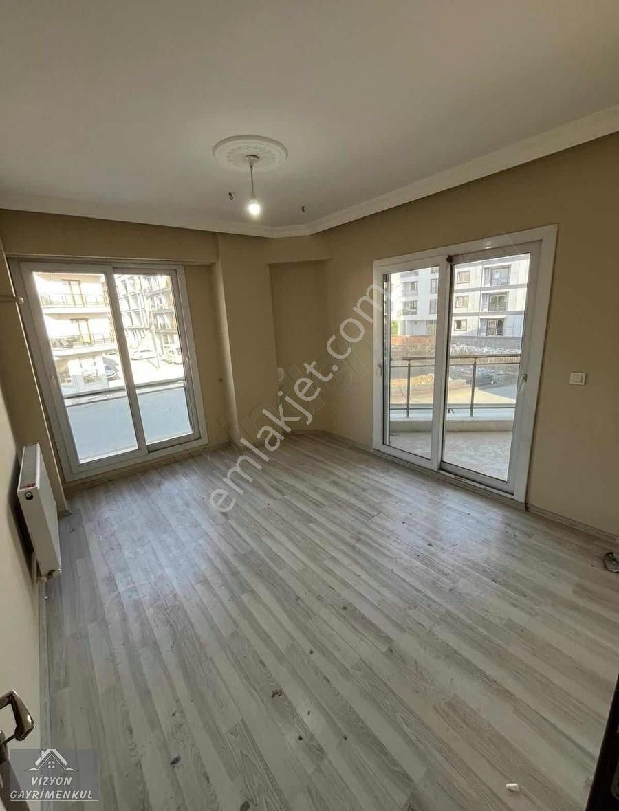 Vizyon Emlaktan Atatürk Okulu Mevki 2+1 Memura Kiralık Daire