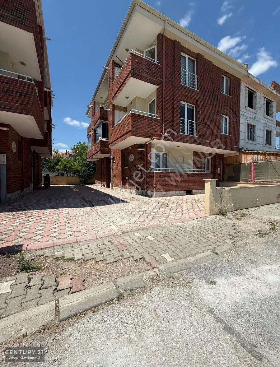 C21 Winner Balıkesir Plevne Mahallesi 1+1 Eşyalı Satılık Daire