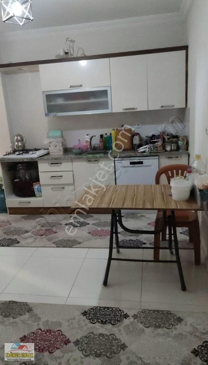 Yağmur Emlak'tan Carşı Merkezde 1+1daire Satılık