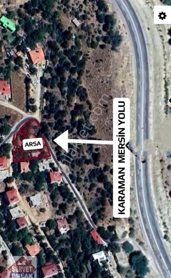Satılık Süper Konumda 1180.metre Arsa İçinde 2.katlı Ev Su Elektirik 3.tarafı Yol Olan Yatırımlık Ya