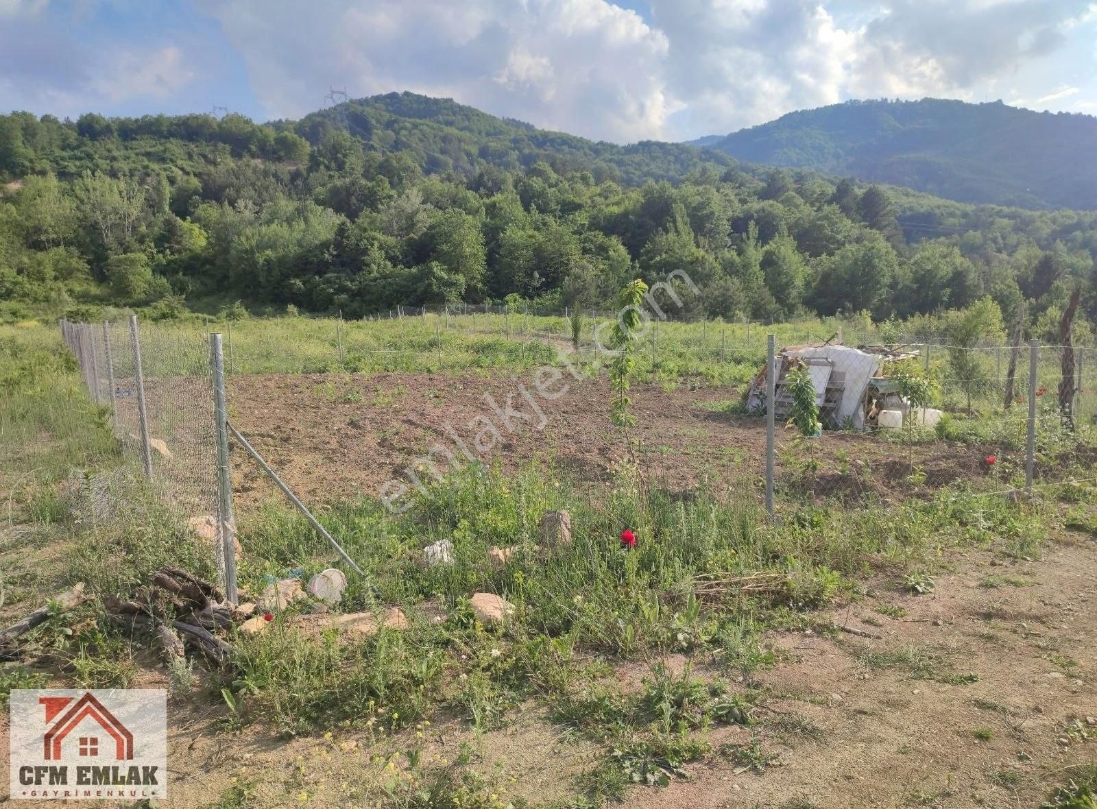 Gülbahçe Mahallesinde 330 M2 Satılık Tarla Hissesi - Görsel 2