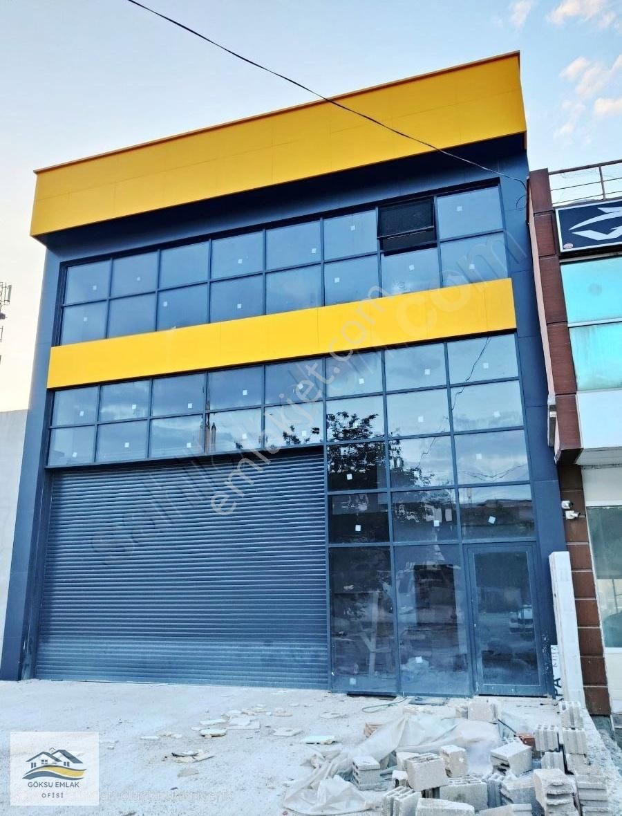 Başkent Sanayi Abc Peugeot Yakını Lüx 500 M2 Dükkan