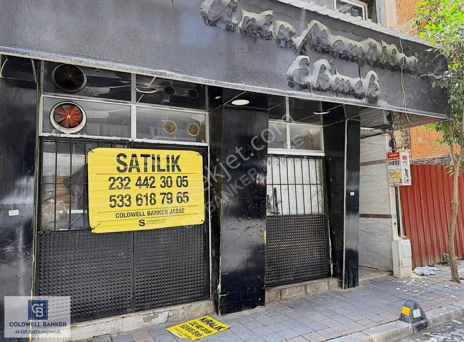 190 M² Caddeye 5 Metre Mesafede Bacalı Dükkan
