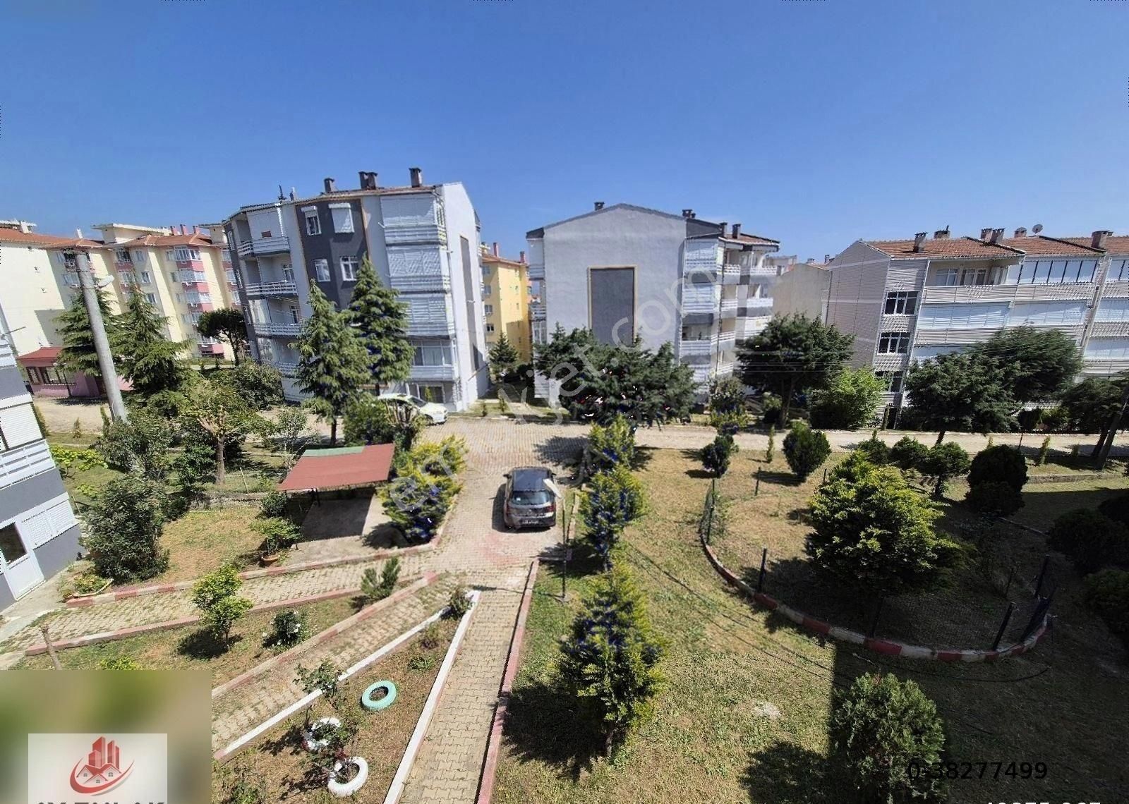 Ay Emlak'tan Denize Komşu Petek Sitesi İçinde 2+1 Açık Daire - Görsel 3