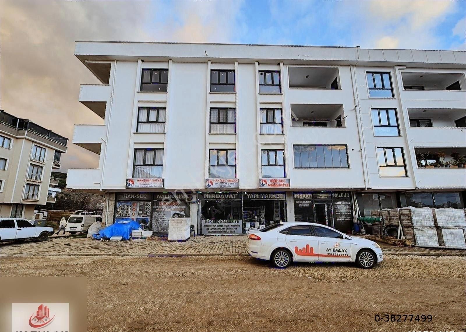 Armutlu İlçe Merkezi'nde Şehir Manzaralı 3+2 Dubleks Daire