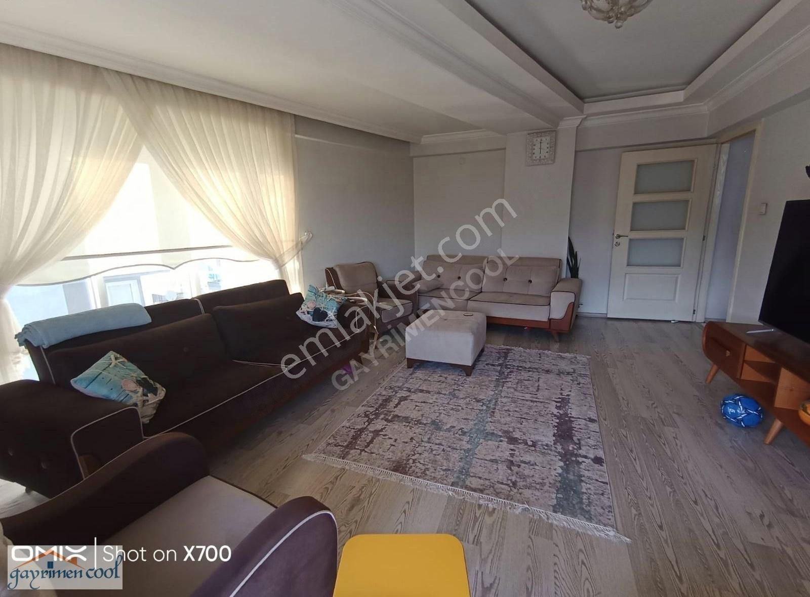 Yağhaneler Yeni Metro Durağı Karşısında Satılık 3+1 Daire