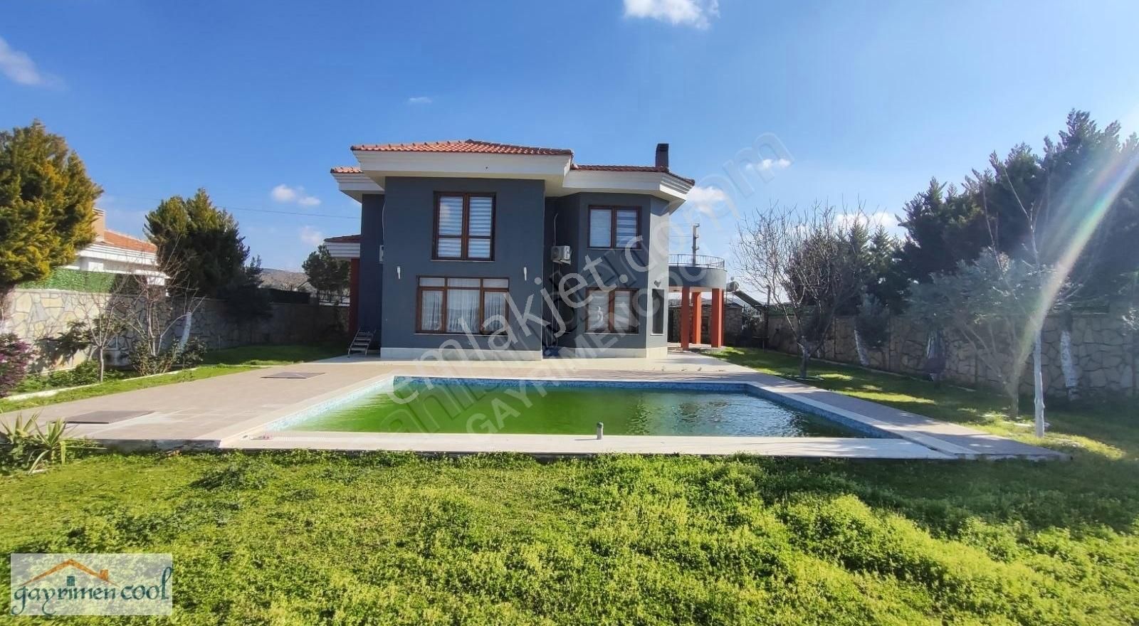 1 Dönüm Müstakil Havuzlu Dubleks Bakımlı Satılık Villa