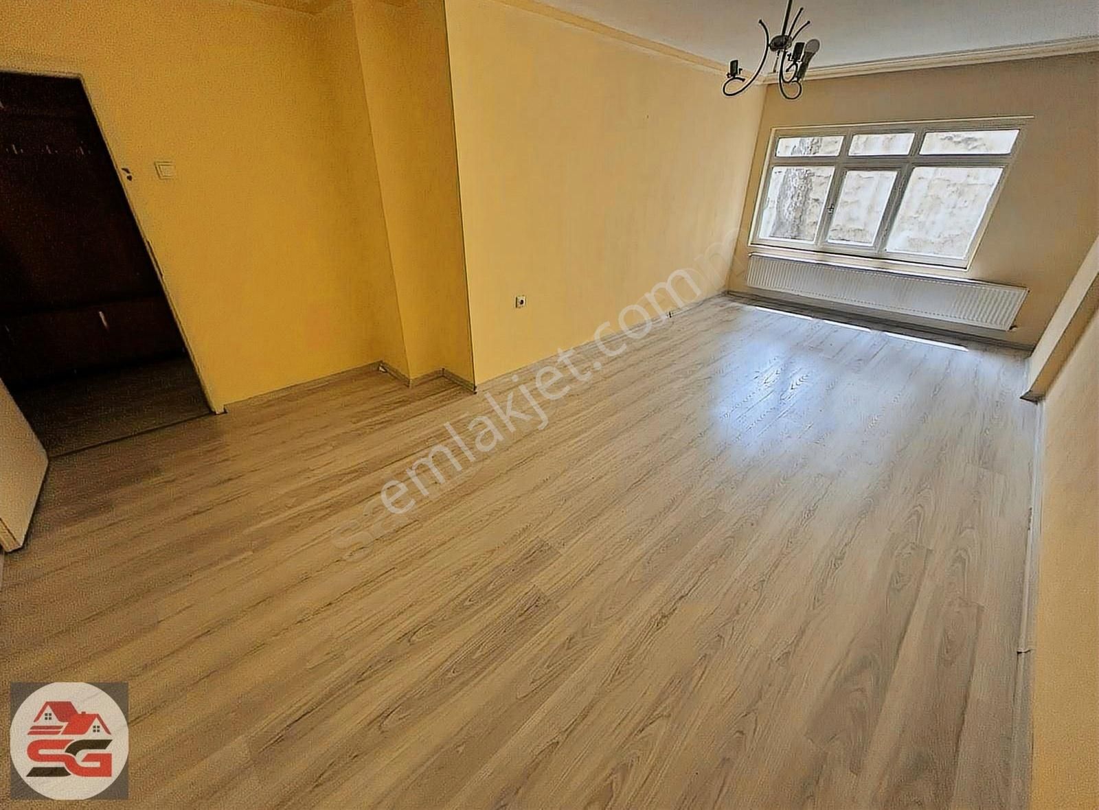 Mamak Merkez Ara Kat Kiralık 2+1 Daire Seçilmiş Gayrimenkul'den