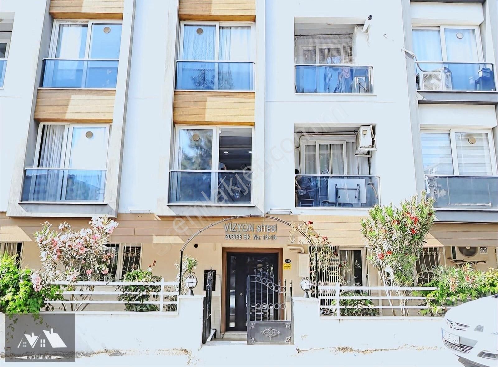 Buca Tınaztepe Hastanesi Yakını Full Eşyalı Kiralık Daire