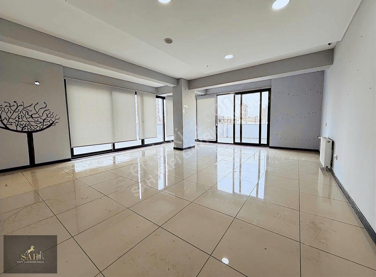 Şah Yapı'dan Ünv Cad. Üzeri Geniş 3+1 Teraslı Kiralık Ofis