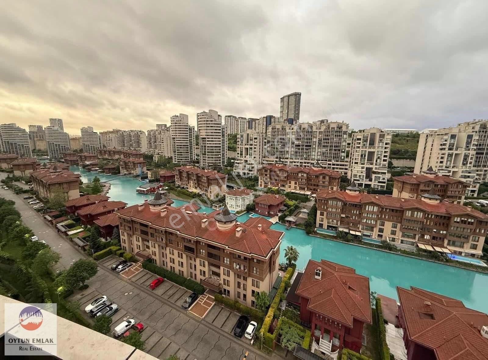 Bosphorus City Yeditepe Residence'de 1+1 Temiz Eşyalı Kiralık