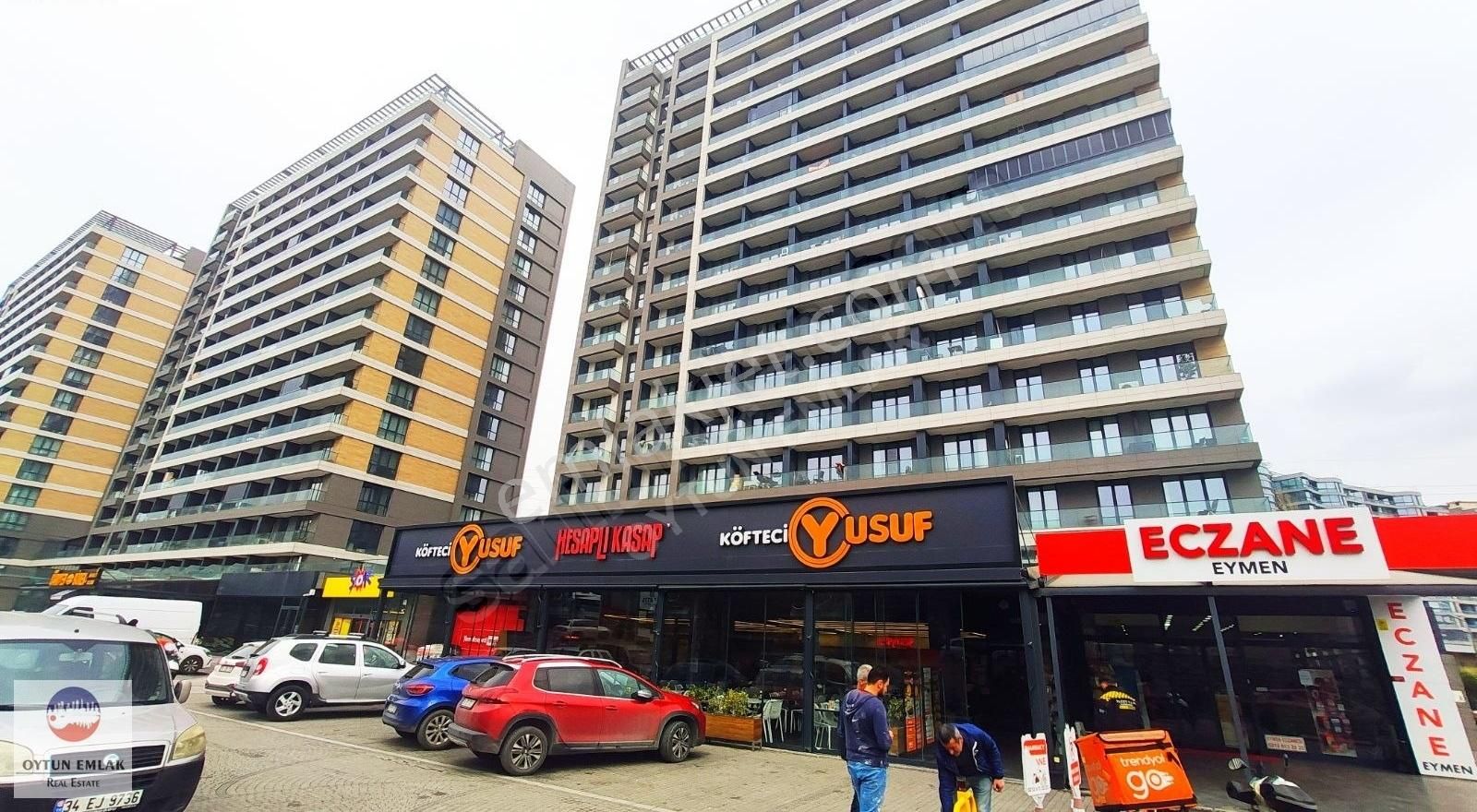 Fortis İstanbul Merkezi Konumda Balkonlu Eşyalı 1+0 Kiralık