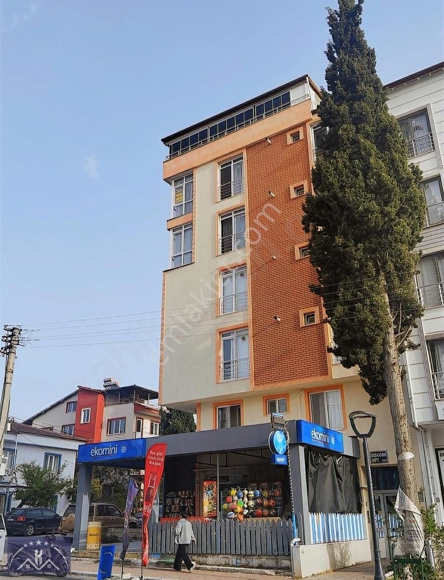 Burdur Bahçelievler Mah. 1+1 50m2 Herşey Dahil Kiralık Apart