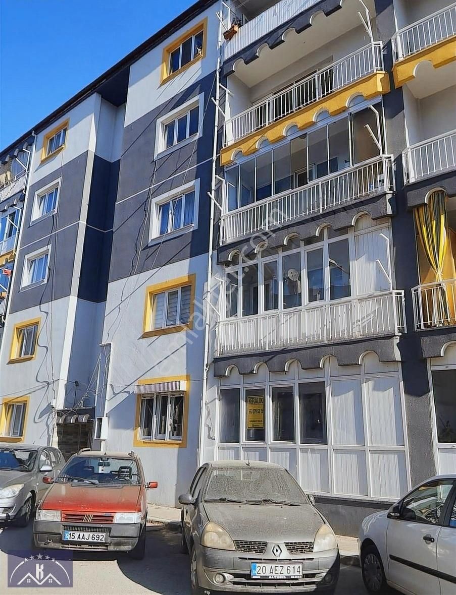 Burdur Bahçelievler Mah. 2+1 105m2 Yüksek Giriş Kiralık Daire