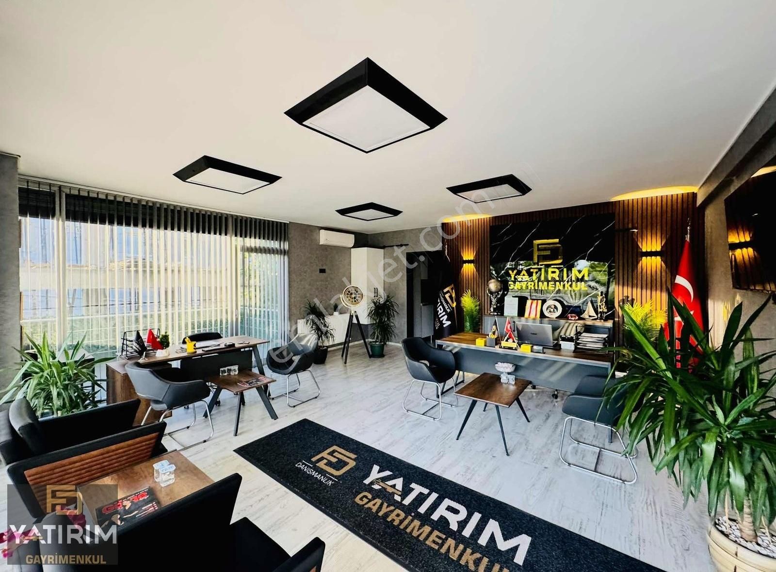 Sahil Ve Çarşı Yakını 3+1 200 M2 Deniz Manzaralı Dubleks Daire