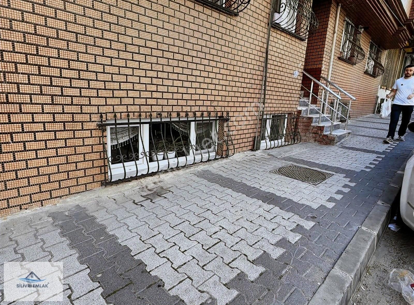 Eksper Gys'den 2+1 Girne Caddesine Yakın