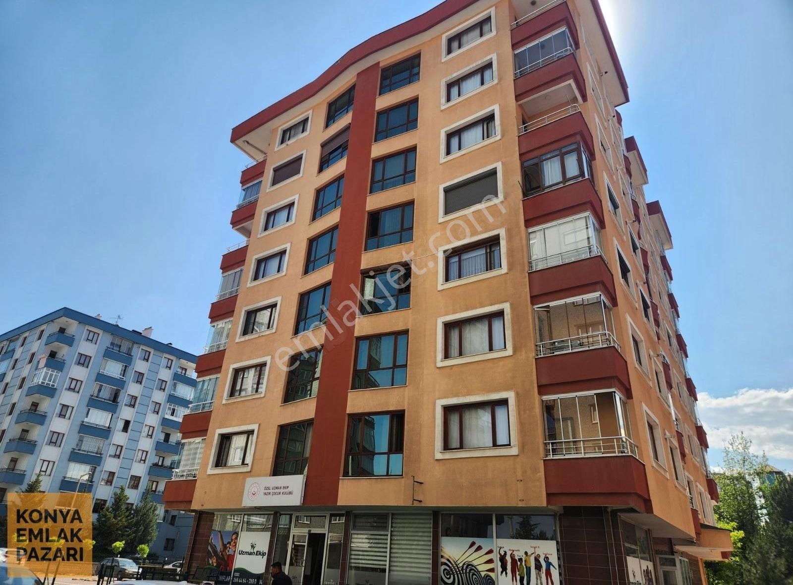 Otogar-türmak Yanı 3+1 170 M2 Kombili Full Eşyalı Kiralık Daire