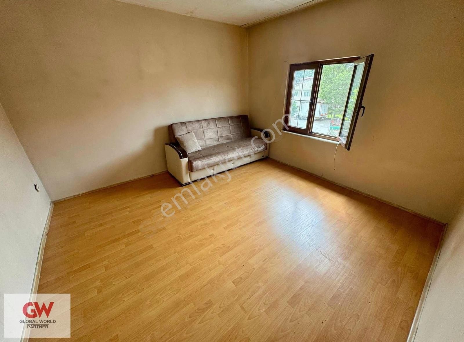 Gw Zekeriyaköy Köy İçinde Kiralık 2+1 Daire Fırsatı /eneskaan