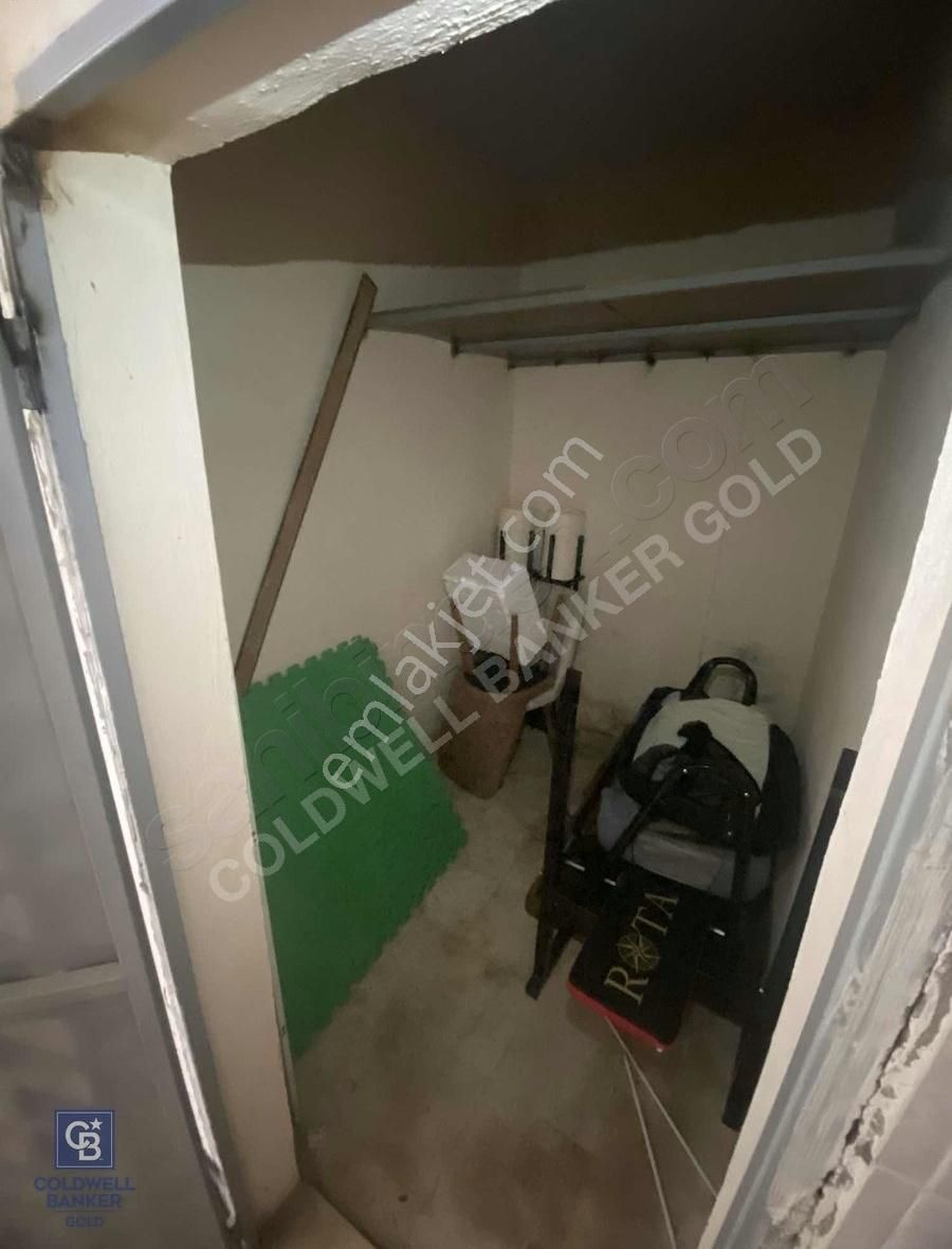 Cb Gold'dan Mükemmel Sitede Satılık 3+1 Geniş 3 Cepheli Daire