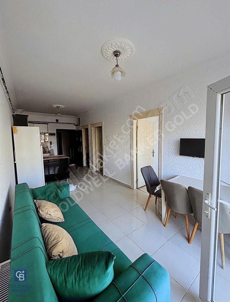 Cb Gold'dan Üviversite Karşısı Kiralık Yeni Bakımlı 2+1 Daire