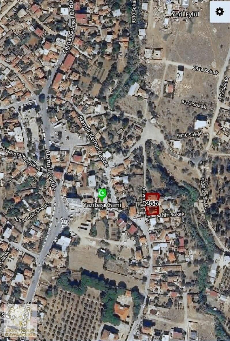 Ersü'den Yazıbaşı Camii Yakını Köy İçinde İmarlı 492m2 Arsa