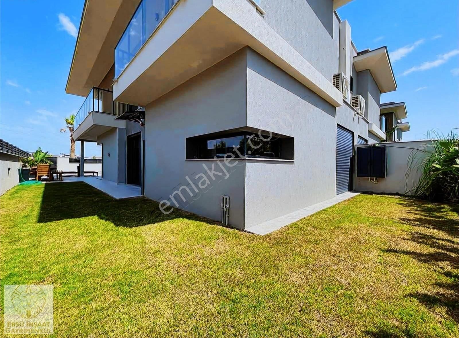 Ersü'den Alaçatı Göbene'de 4+1 Ultra Lüks Müstakil Havuzlu Villa