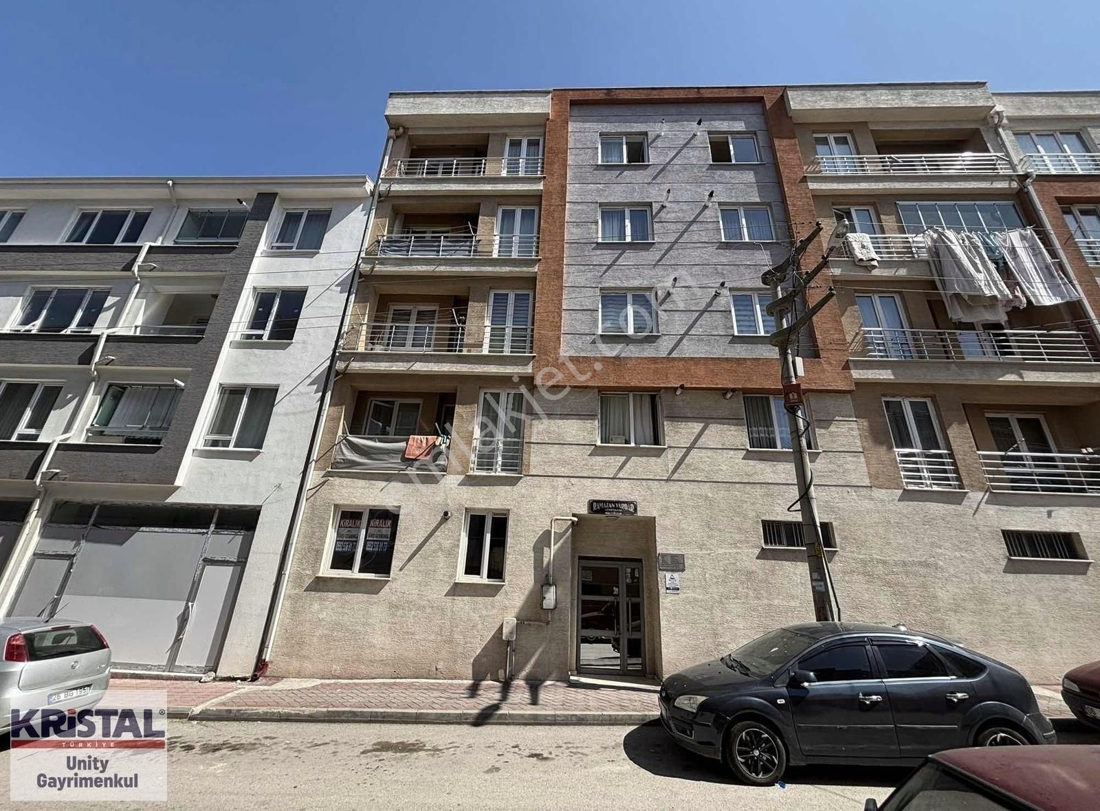 **erenköy Mahallesinde Satılık 3+1 Daire**