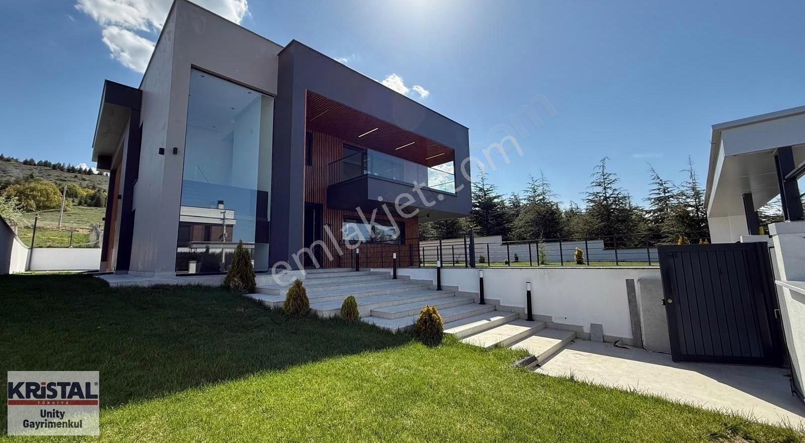 **eskişehir Karabayır Bağlarında 5+1 Ultra Lüks Havuzlu Villa**