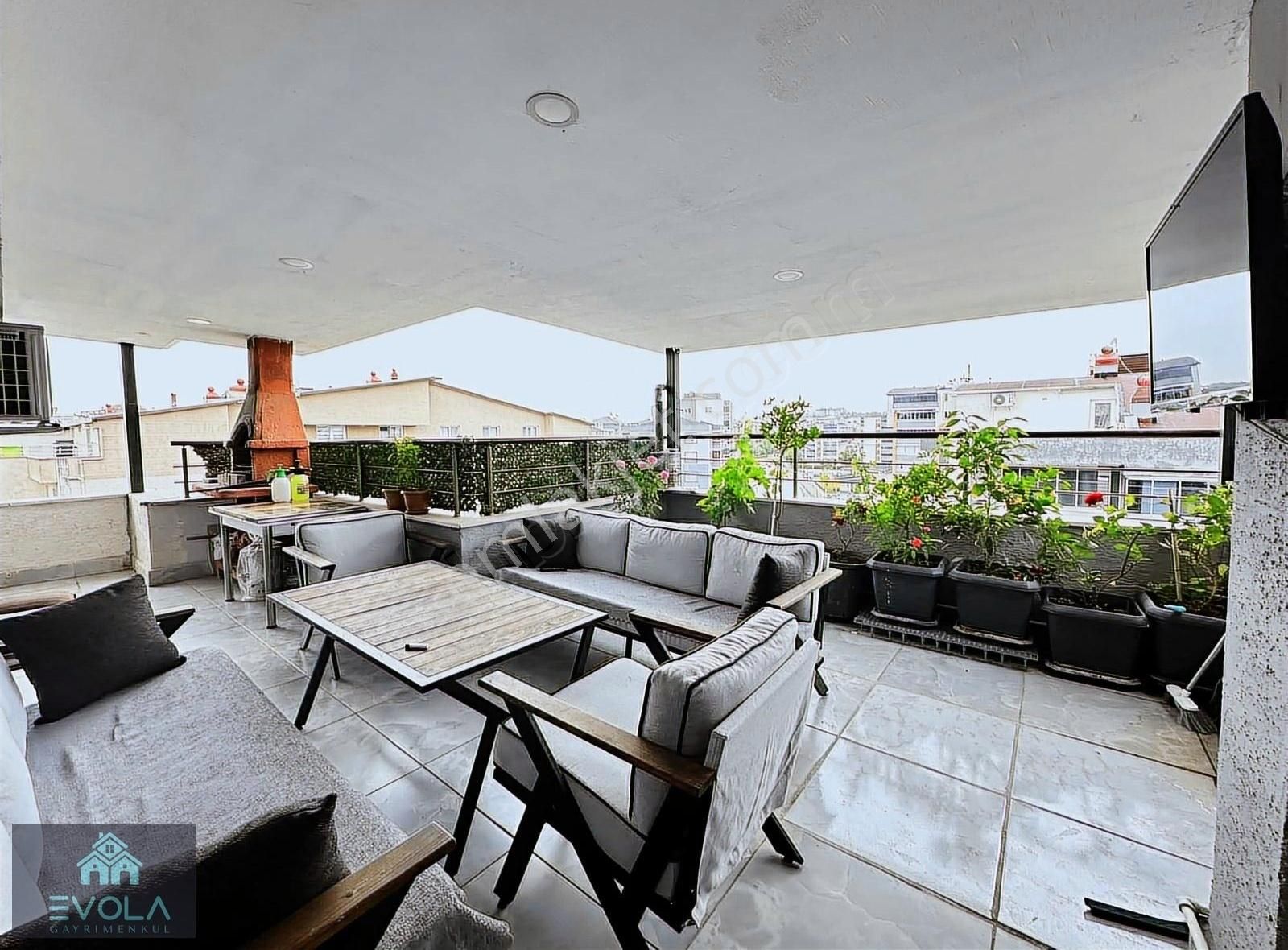 Evola Gayrimenkul'den 231 M² Havuzlu Dubleks Daire