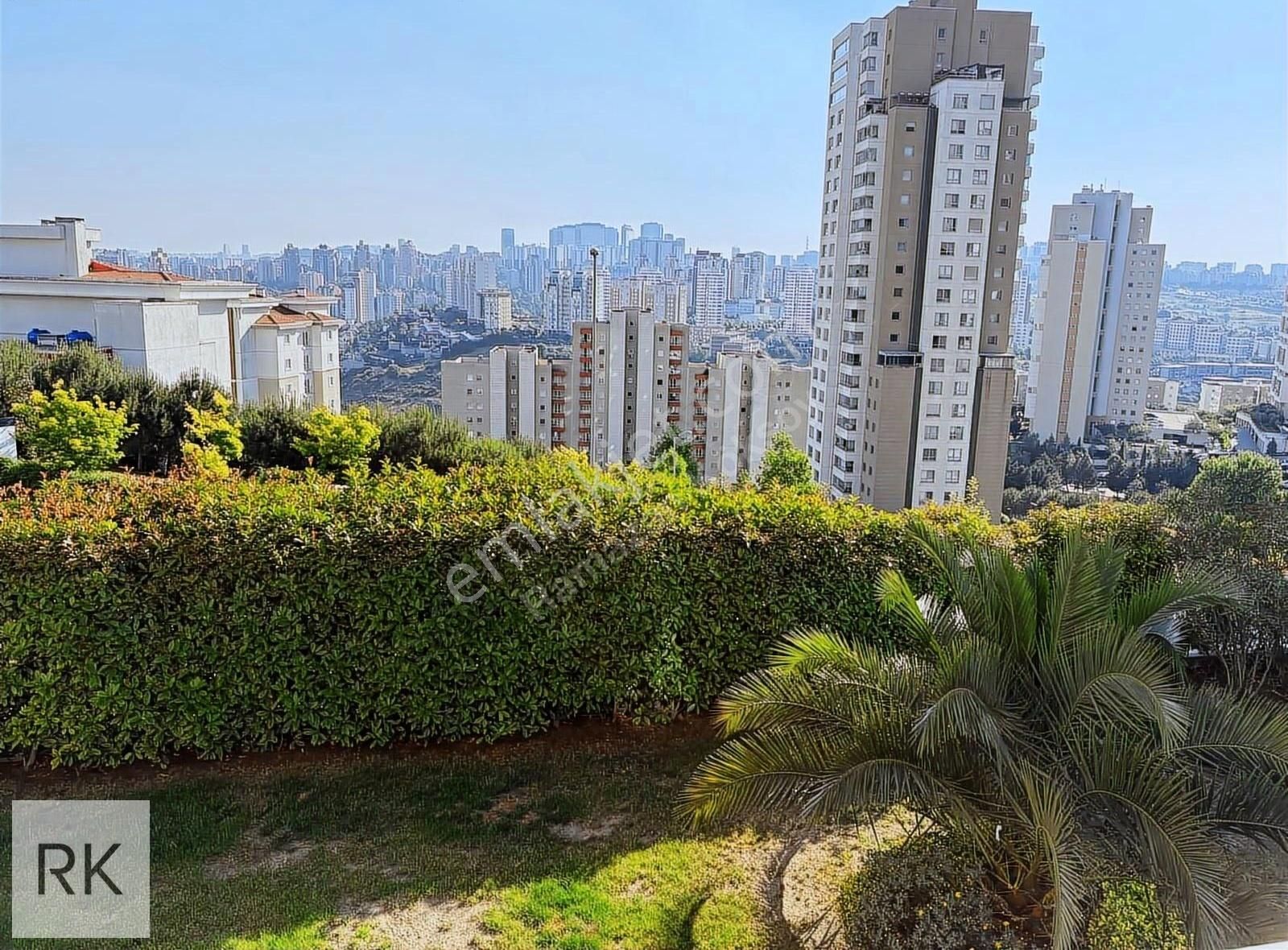 Vaditepe 3 Bölge Gölet Cephe Geniş Ferah 5+1 Satılık Daire
