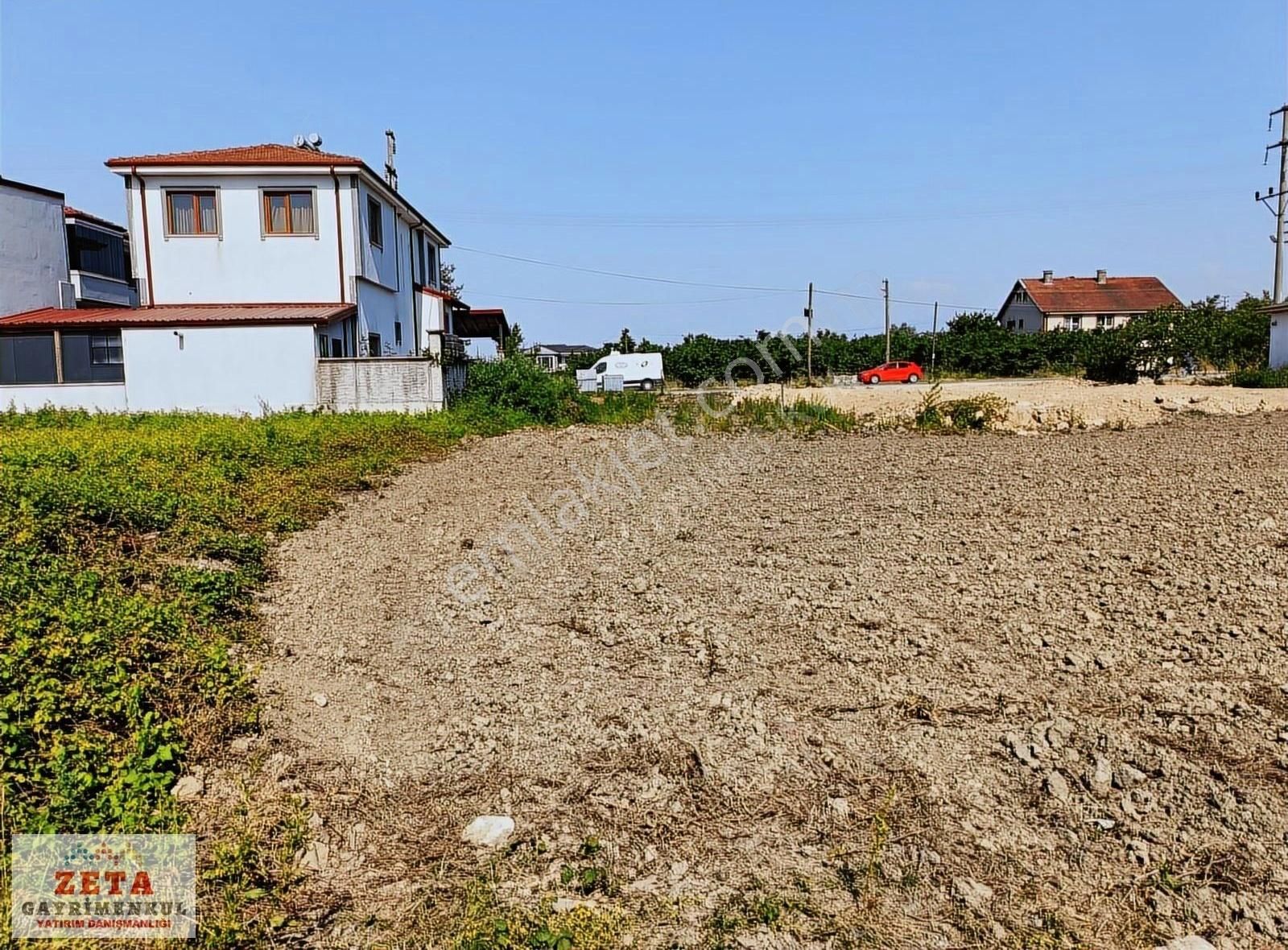 Erenler Yeni Otoban Çıkışına 2 Km Satılık 351 M2 Arsa