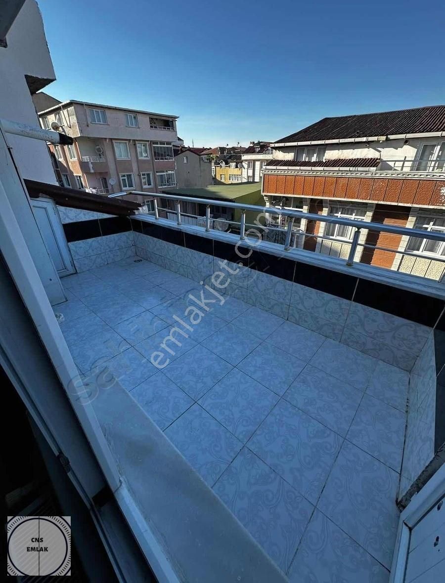 Arnavutköy Anadolu Mahallesinde Kiralık Çatı Katı