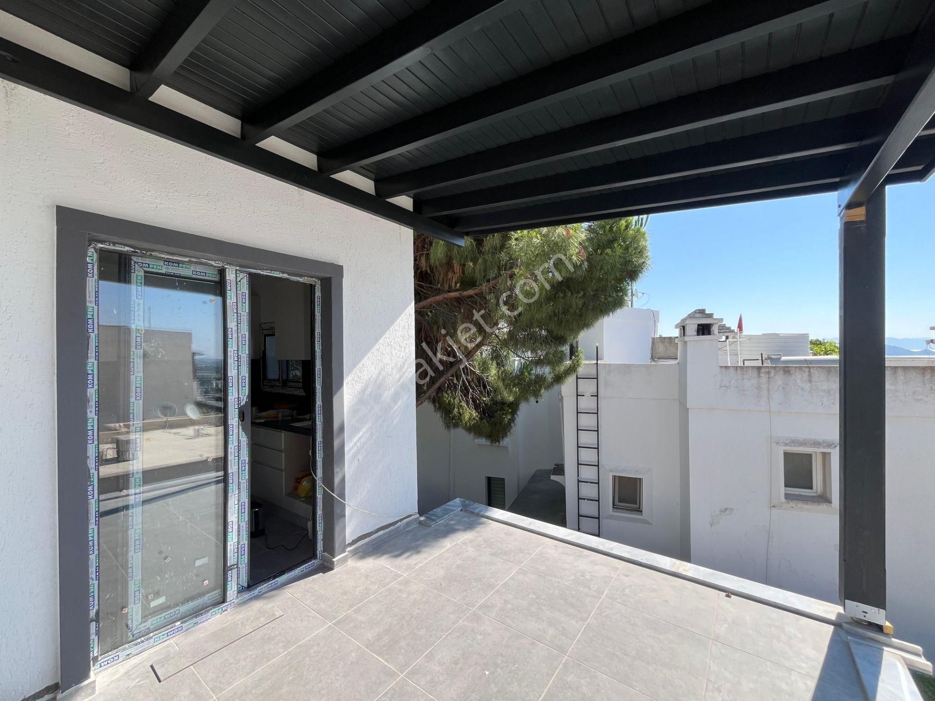 Bodrum Turgutreis'te Satılık 2+1 Deniz Manzaralı İkiz Villa - Görsel 8