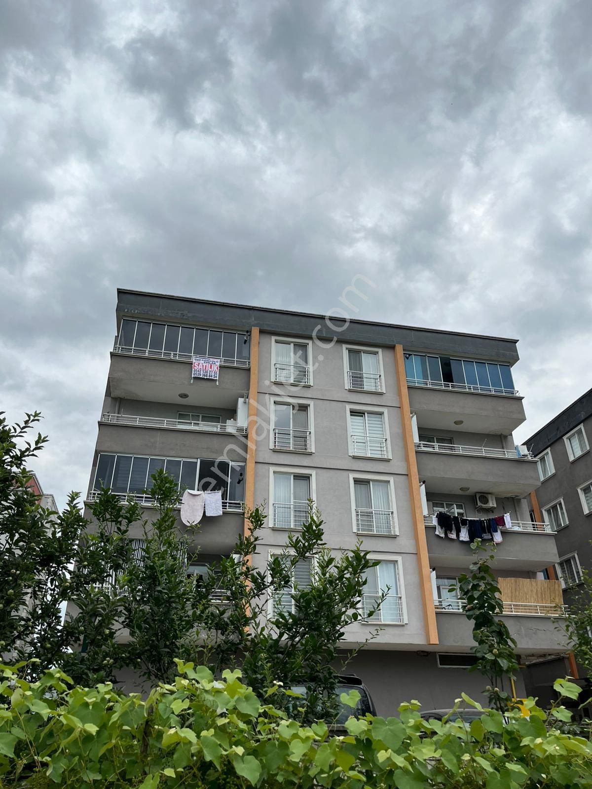 Görgülü Emlaktan Satılık 3+1 Daire