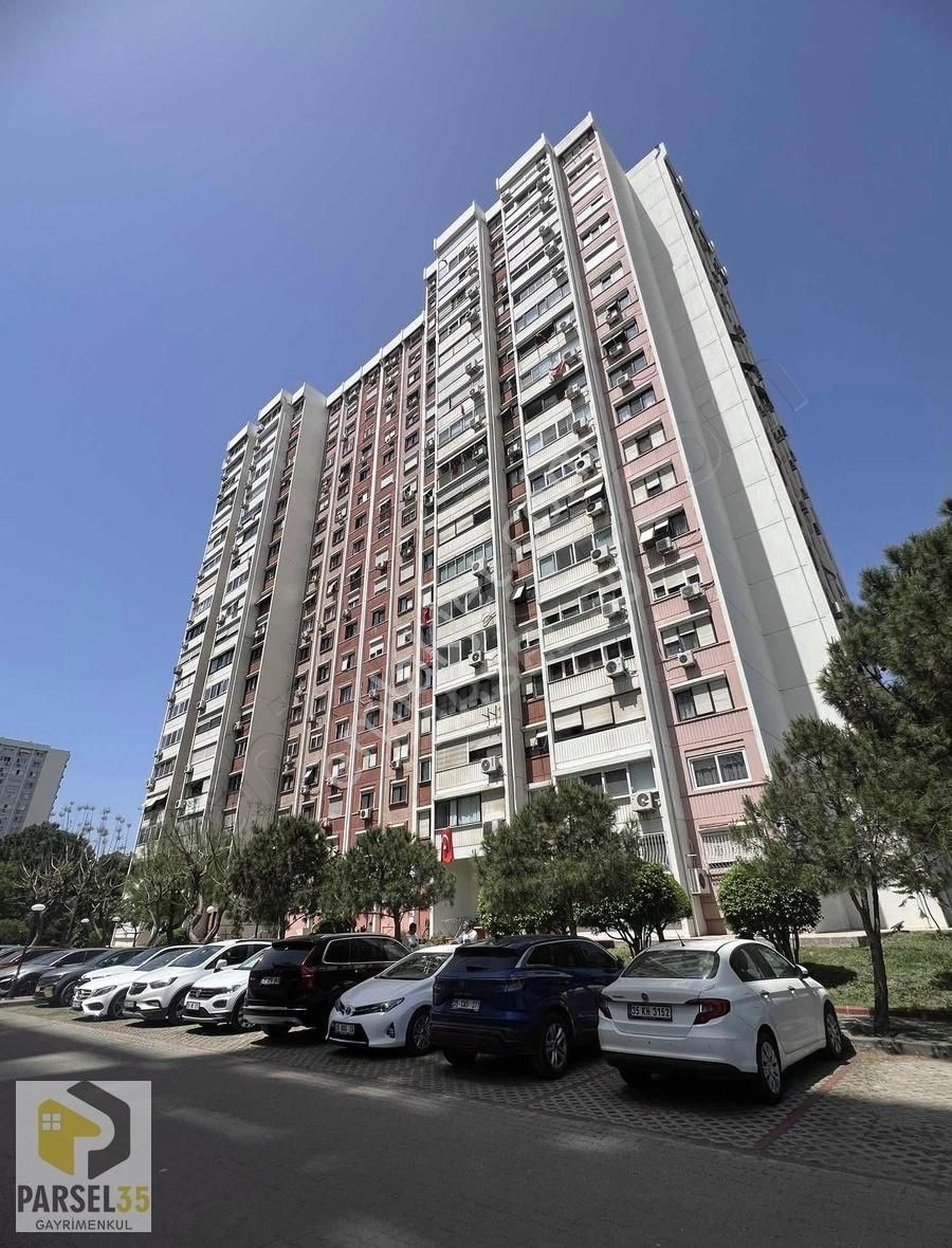 Mavişehir Selçuklarda Şehir Ve Deniz Manzaralı 4+1 198m2