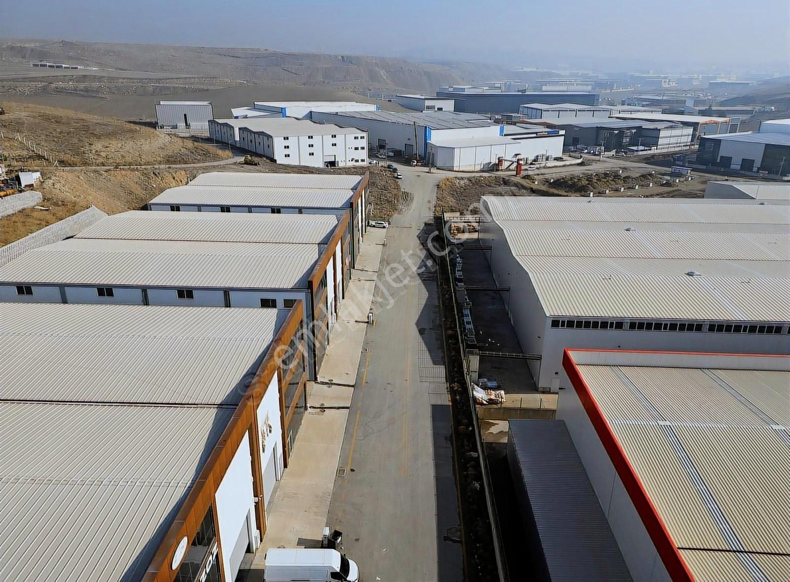 K.kazan Gyo'dan Saray Mahallesinde 344m2 Süper Konum Arsa - Görsel 2