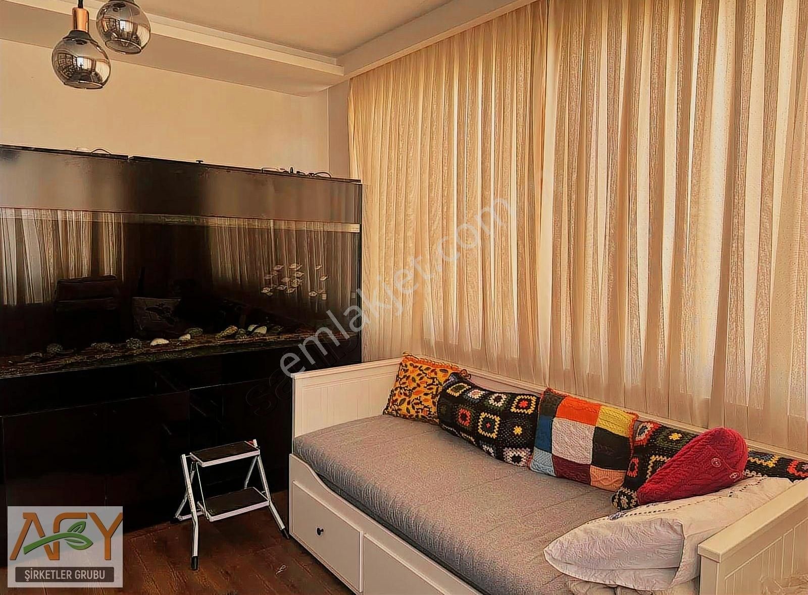 Afy'den 34 Cadde'de Tip Fakültesine Yakın Lüks 3+1 Daire - Görsel 3