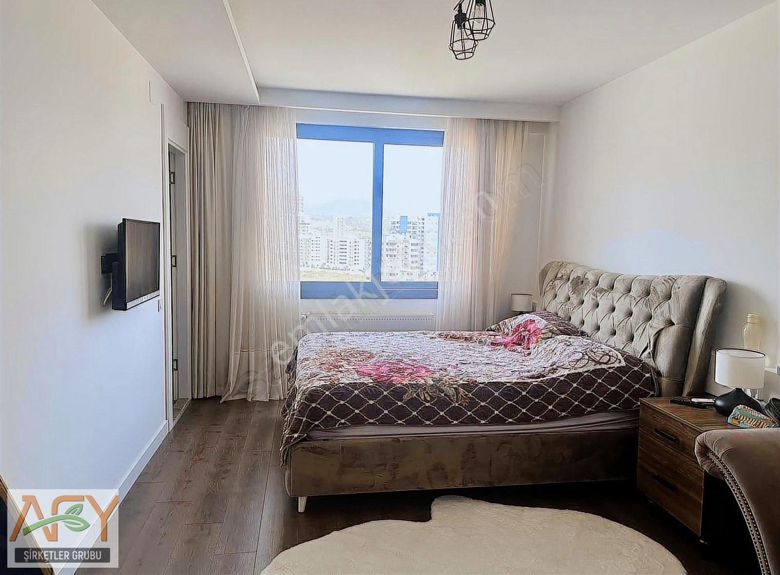 Afy'den 34 Cadde'de Tip Fakültesine Yakın Lüks 3+1 Daire - Görsel 4