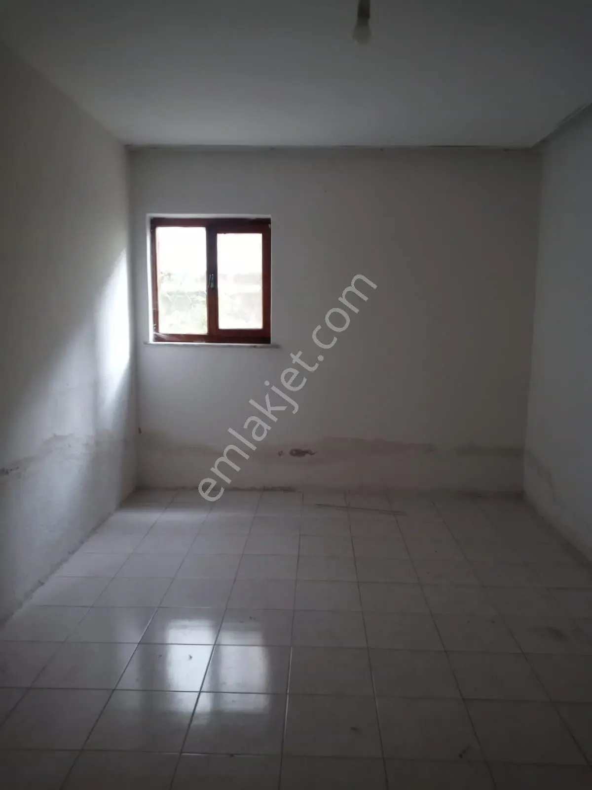 Çorum Pehlivan Emlaktan Cumhuriyet Lisesi Civarı Kiralık 3+1 Giriş Kat - Görsel 4