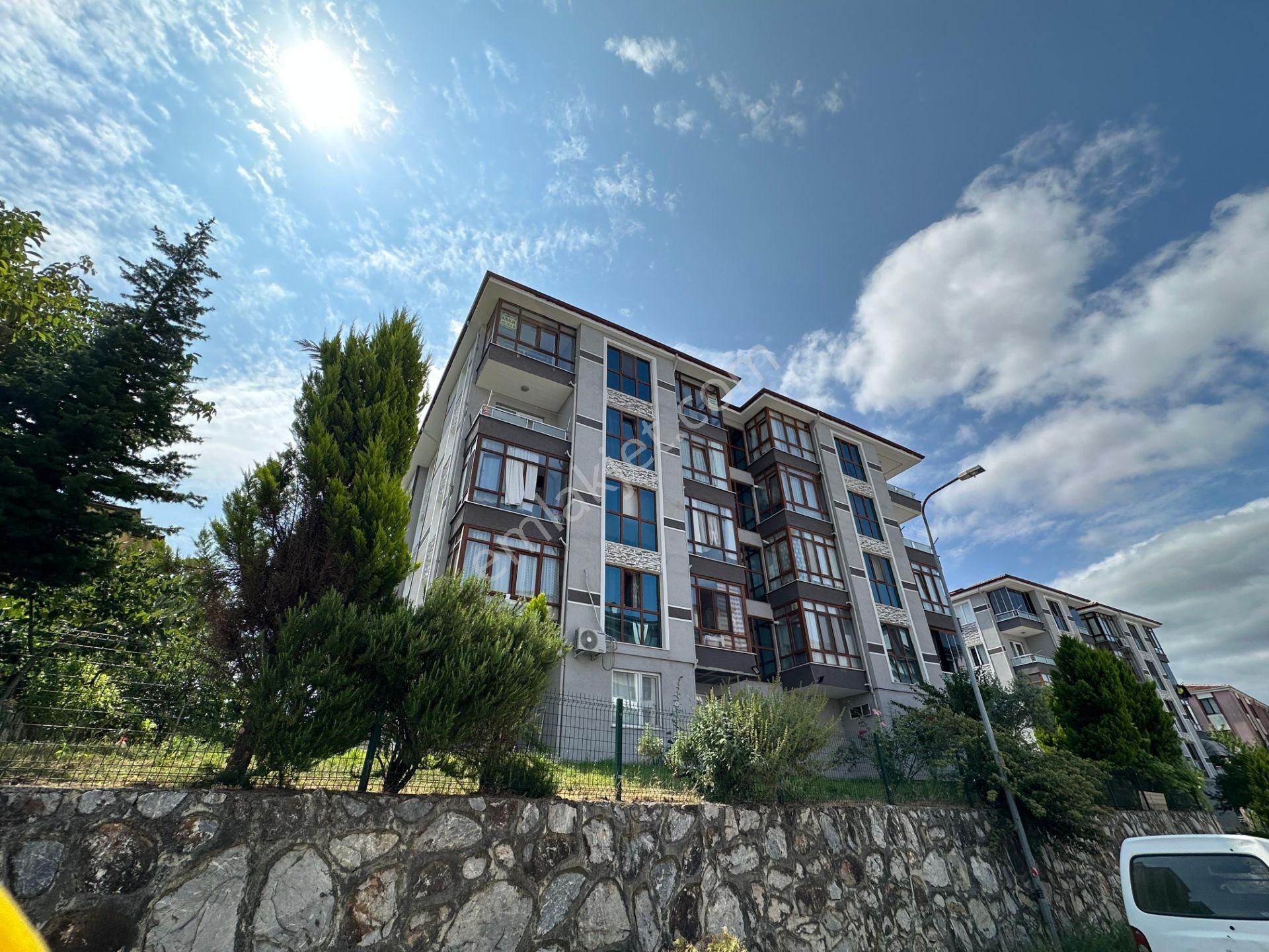 Korucuk Merkez'de Kiralık 2+1 Asansörlü Daire - Turgut Gayrimenkul