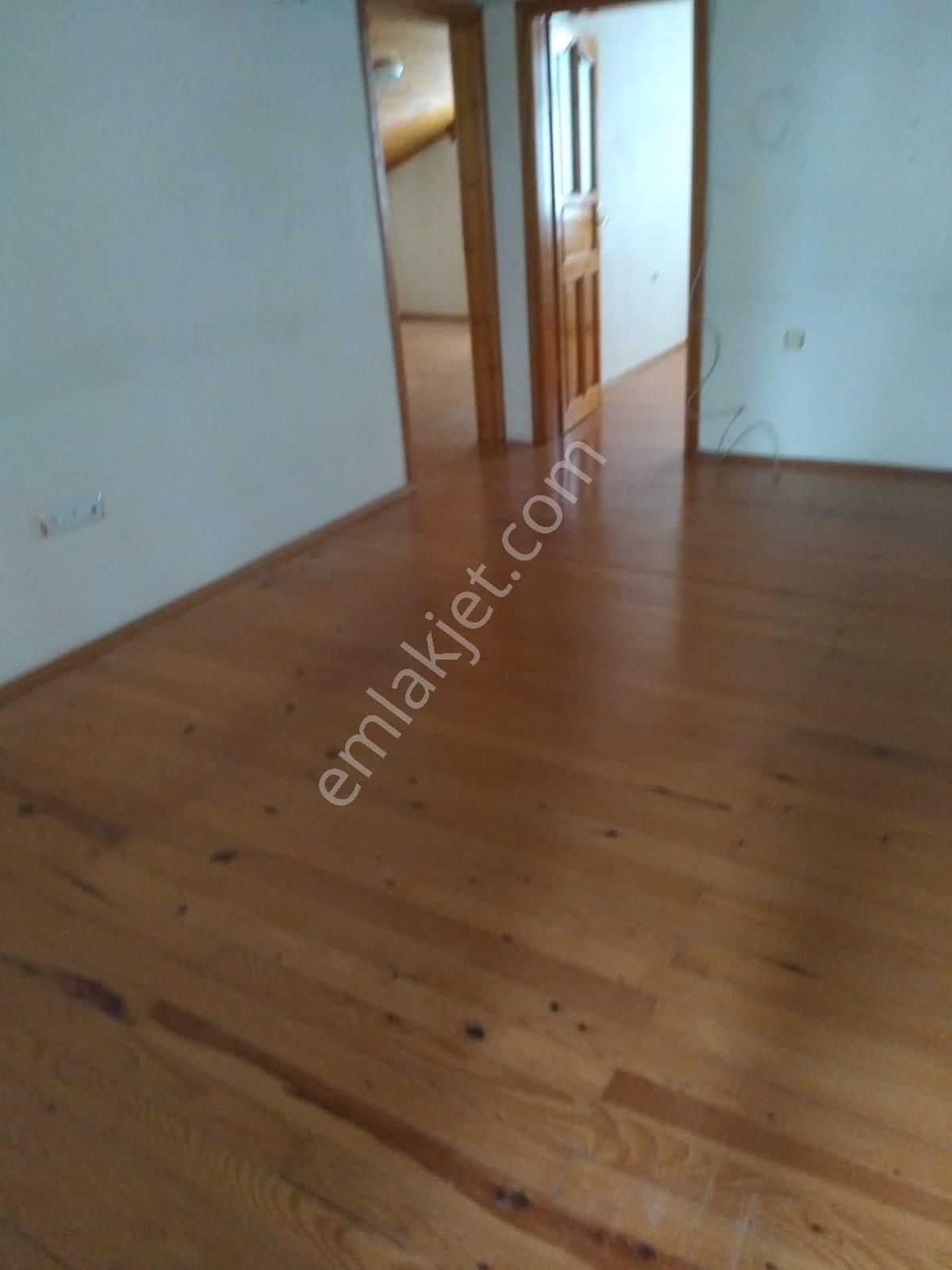 Ümraniye Parseller Mahallesinde 2+1 Kiralık Daire