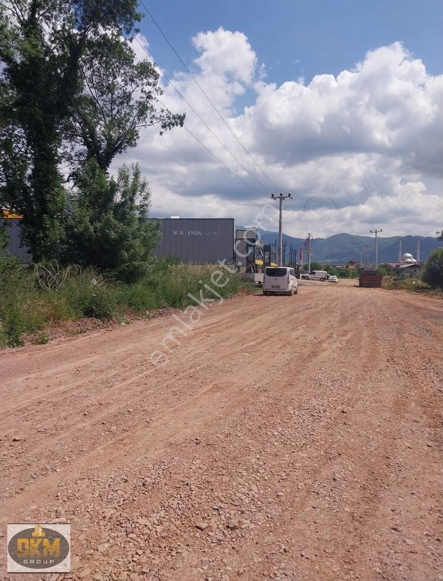 Kartepe Köseköyde Yola Cephe 3 Dönüm Bacalı Sanayi Arsası