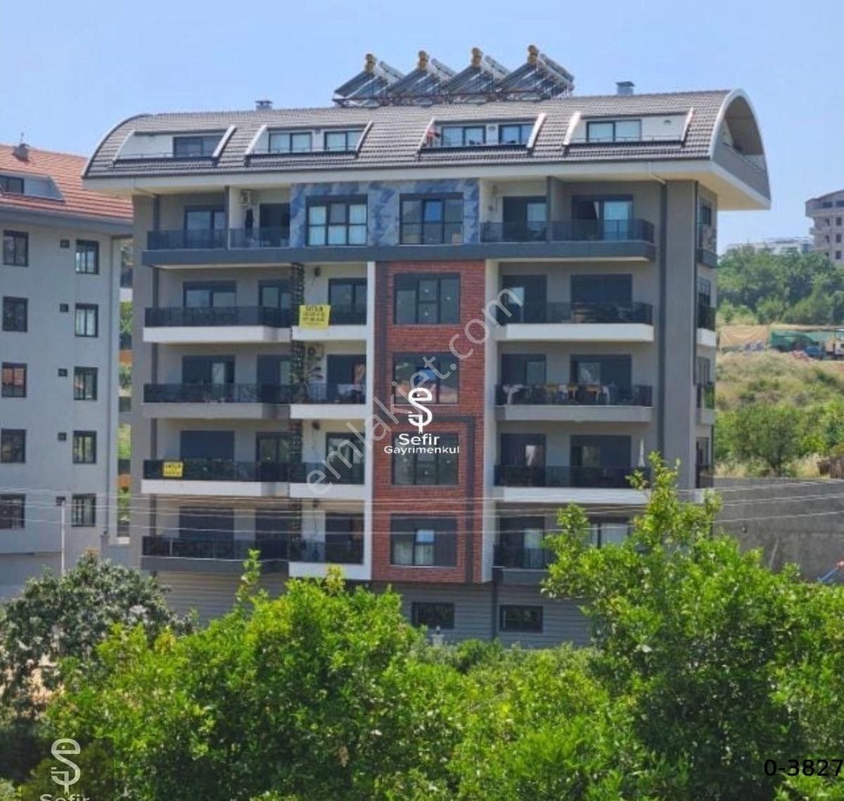 Alanya Çıplaklı'da Doğa Manzaralı 3+1 Dubleks Kiralık Daire