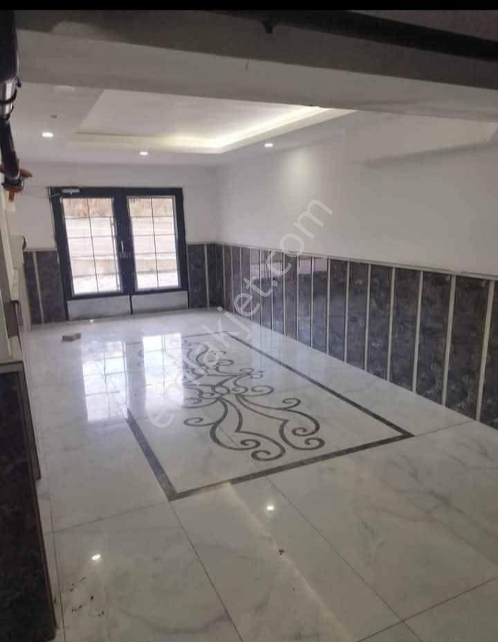 Lozan Evler Arkası 3+1 Yalıtımlı Asansörlü İçi Bakımlı Yol Cepheli 5 Yıılık - Görsel 2