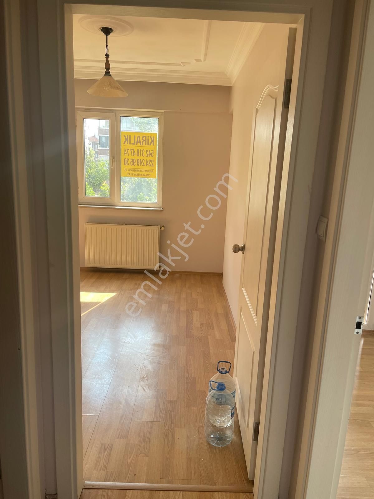 Beşevler'de Güzel Konumlu Kiralık Daire-tek Blok'tan Oluşan- - Görsel 23