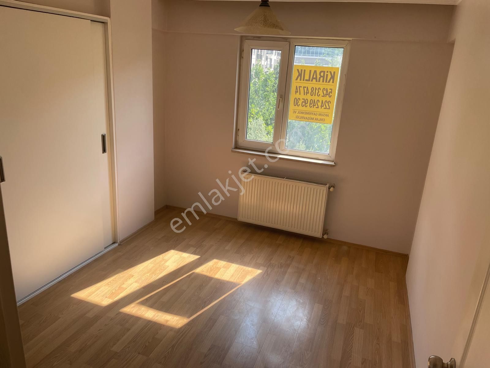 Beşevler'de Güzel Konumlu Kiralık Daire-tek Blok'tan Oluşan- - Görsel 24