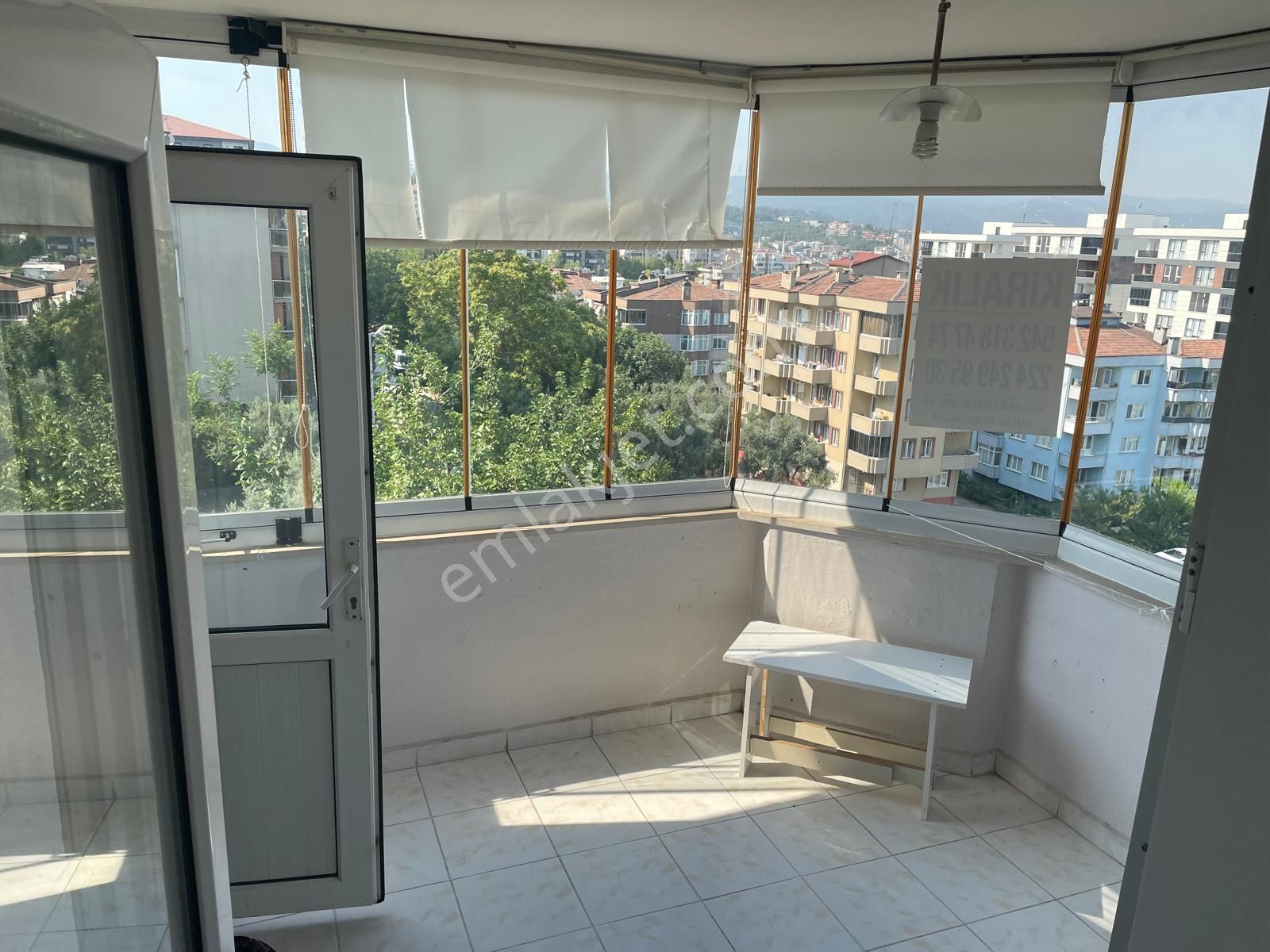 Beşevler'de Güzel Konumlu Kiralık Daire-tek Blok'tan Oluşan- - Görsel 10