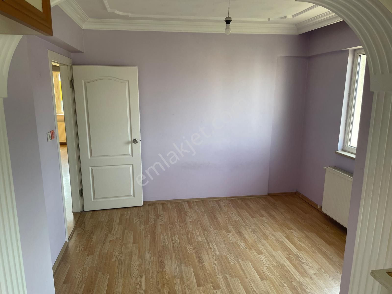 Beşevler'de Güzel Konumlu Kiralık Daire-tek Blok'tan Oluşan- - Görsel 15