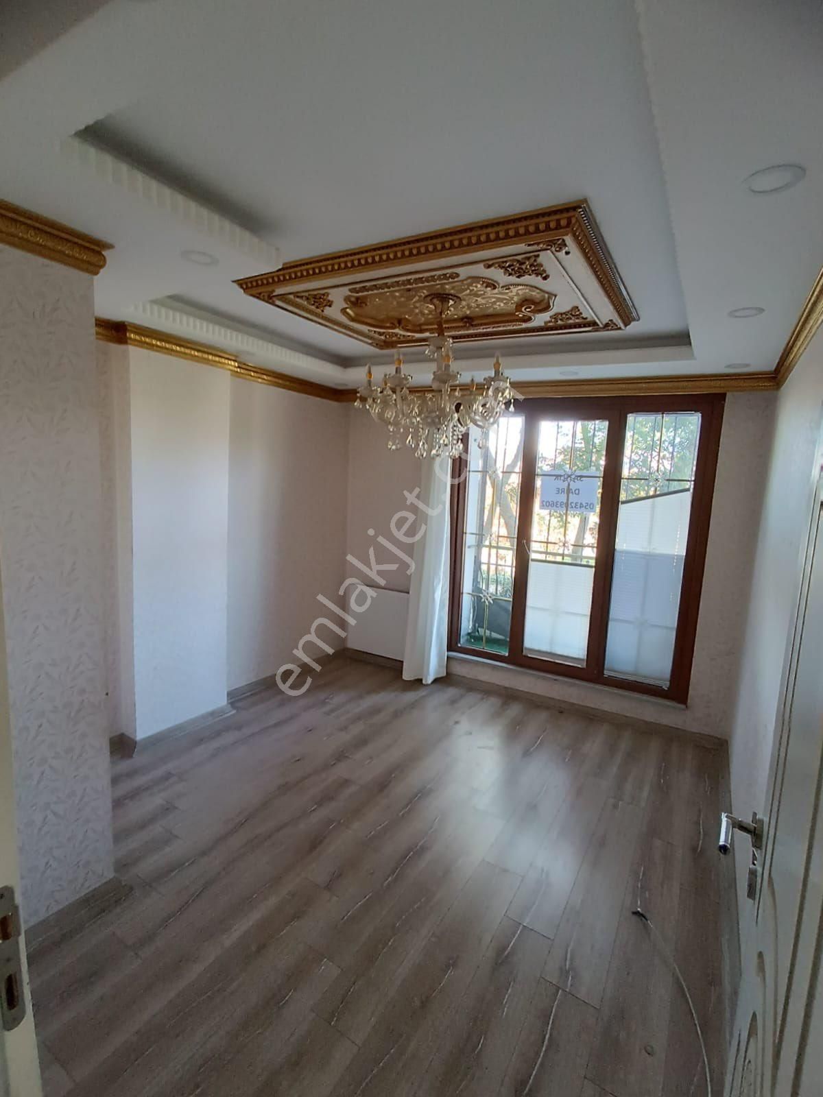 Özgür İnşaat'tan Cumhuriyet Mah'de 1+1 80m2 Yüksek Giriş Kat