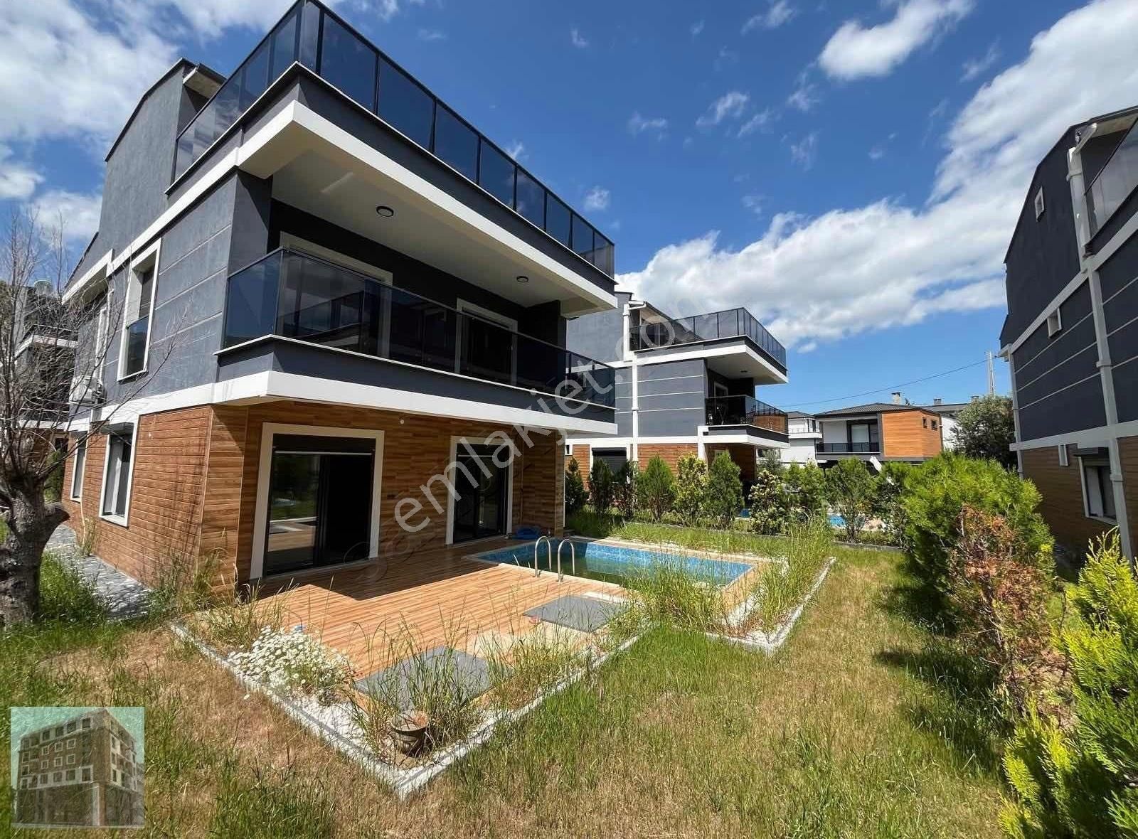 Sadece Adıgüzel'den Güre De Müstakil Havuzlu Ultralux 5+1 Villa